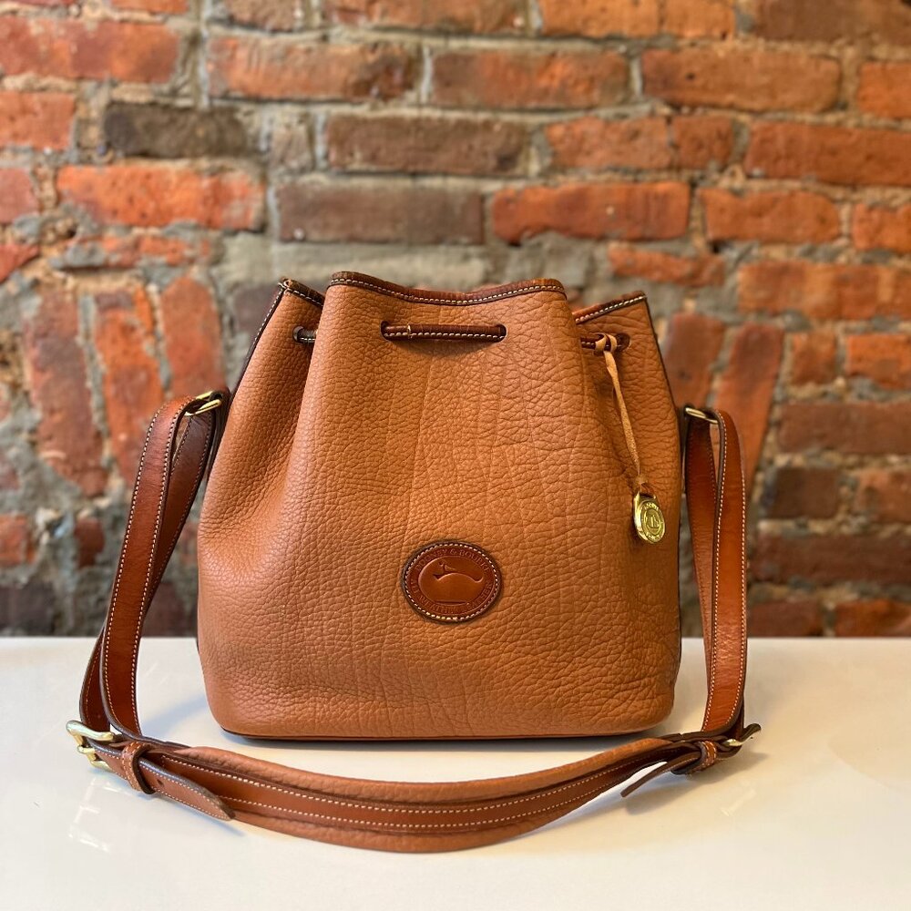 VINTAGE DOONEY & BURKE BUCKET BAG